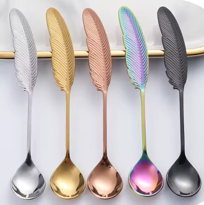Cuillère Plume - 4 couleurs - Idéale pour le thé, le café et les desserts