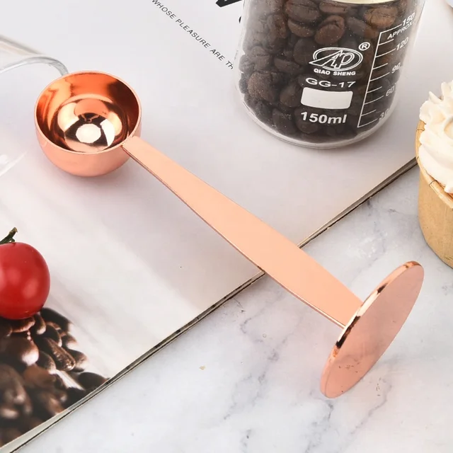 Doseur à café avec presse - 3 coloris disponibles