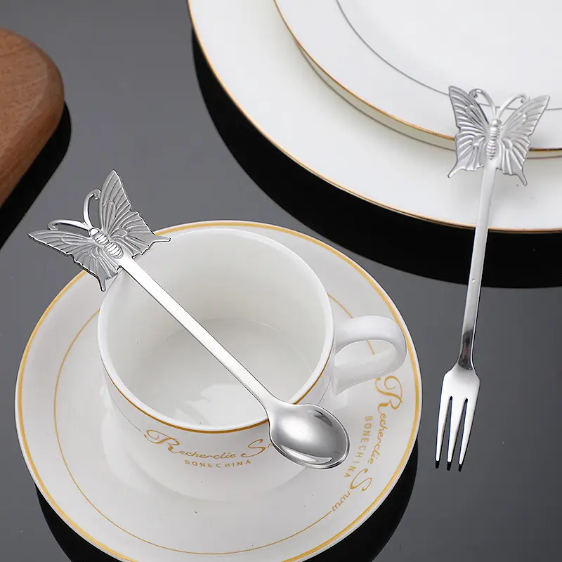 Fourchette papillon - Pour apéritifs, tapas ou desserts - 4 couleurs