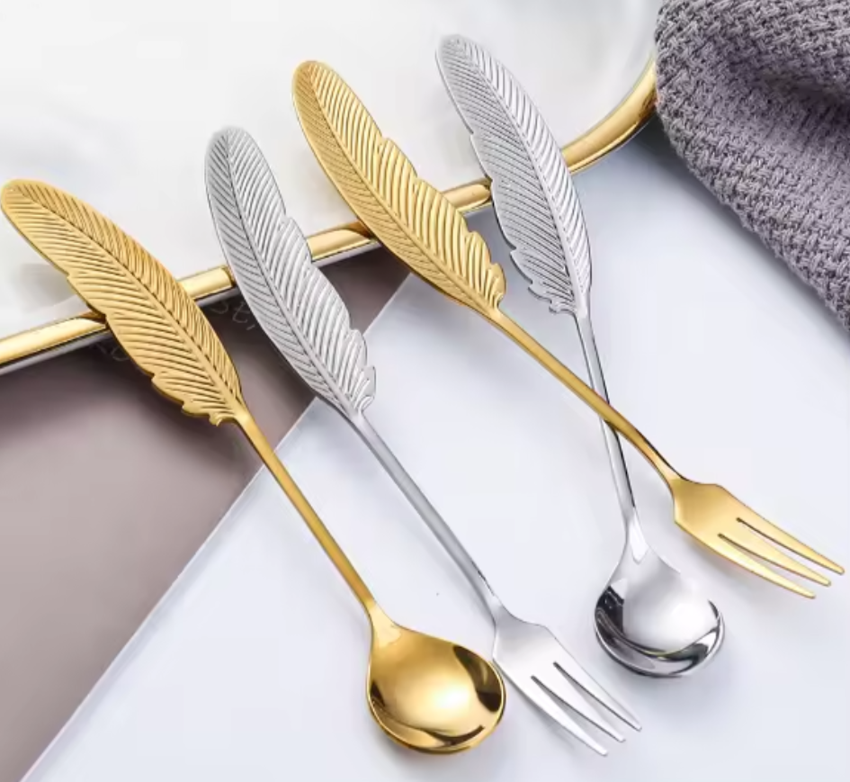 Cuillère Plume - 4 couleurs - Idéale pour le thé, le café et les desserts