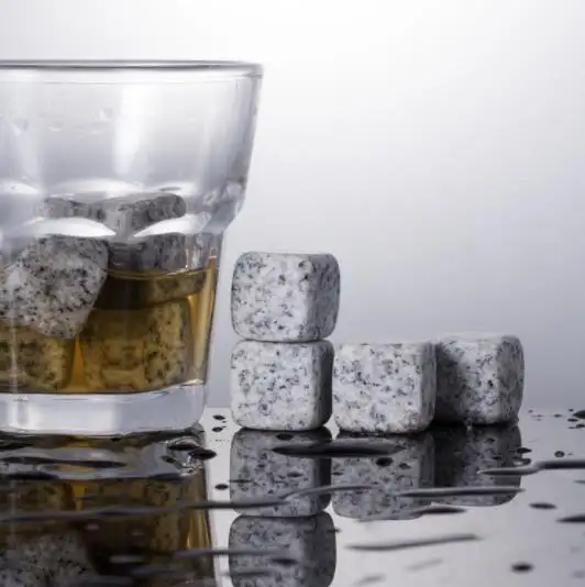 Set de 6 glaçons en Granite avec pochon
